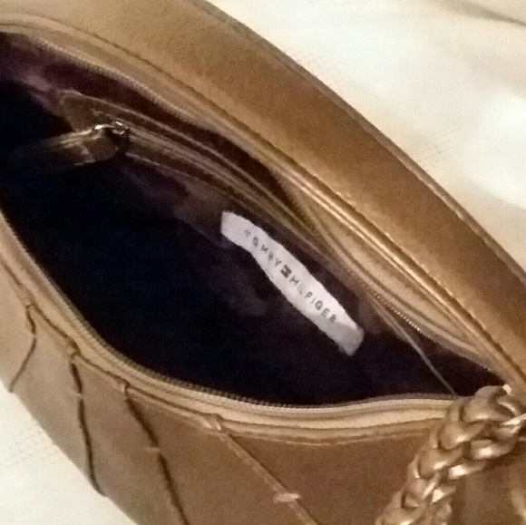 Tommy Hilfiger small metallic gold purse - Picture 5 of 5